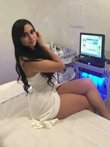 Моника